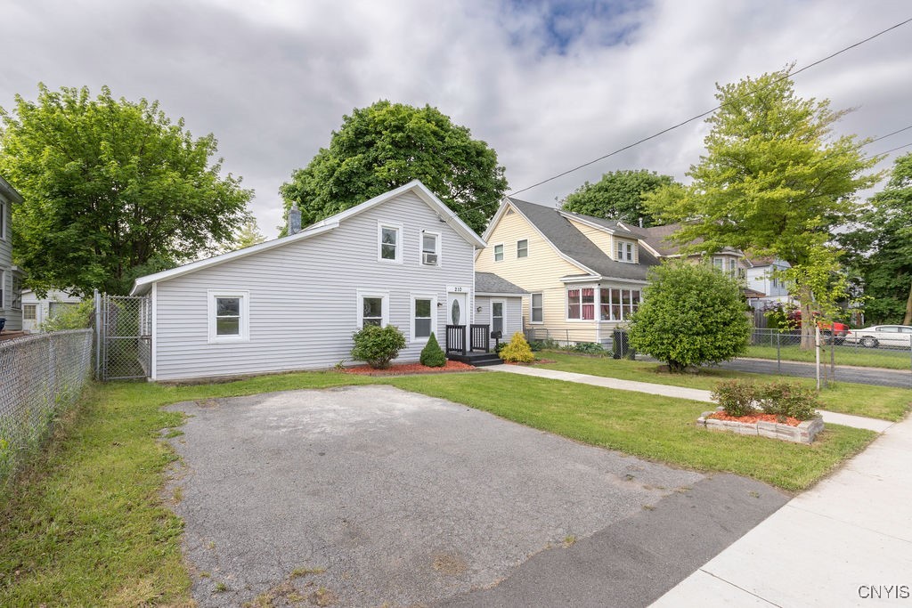 210 Essex Street, Syracuse, New York image 24