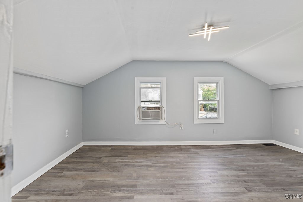 210 Essex Street, Syracuse, New York image 15