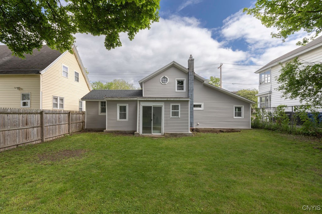 210 Essex Street, Syracuse, New York image 36