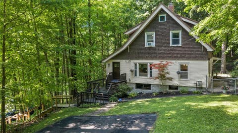 Tiny photo for 400 Richfield Avenue, Syracuse, NY 13205 (MLS # S1693353)