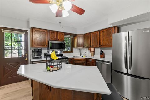 Tiny photo for 400 Richfield Avenue, Syracuse, NY 13205 (MLS # S1693353)