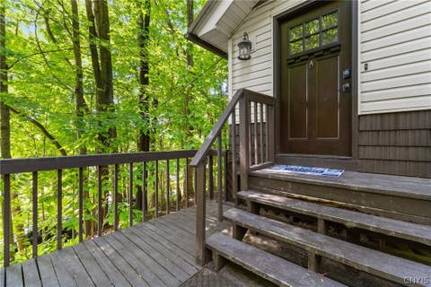 Tiny photo for 400 Richfield Avenue, Syracuse, NY 13205 (MLS # S1693353)