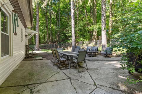 Tiny photo for 400 Richfield Avenue, Syracuse, NY 13205 (MLS # S1693353)