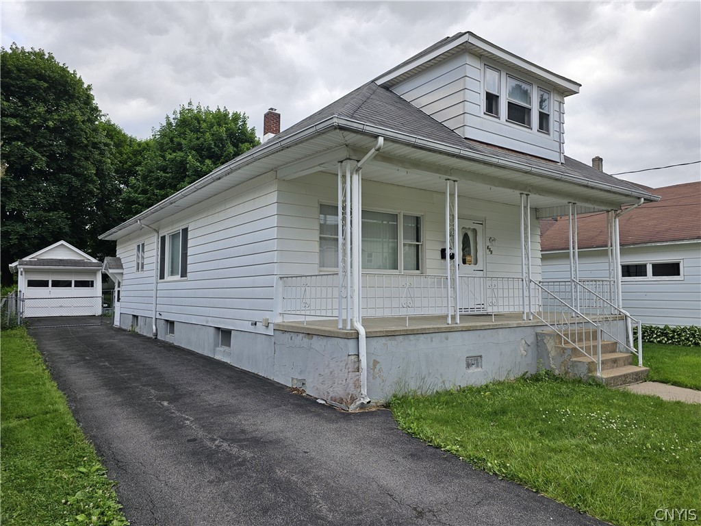 View Utica, NY 13501 house