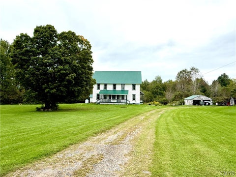 Photo for 916 California Road