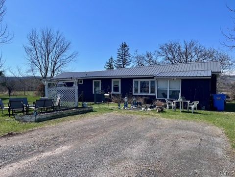2524 Middle Road Munnsville NY 13409