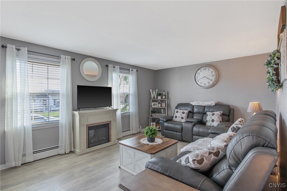 694 Forest Avenue, Fulton, New York image 9