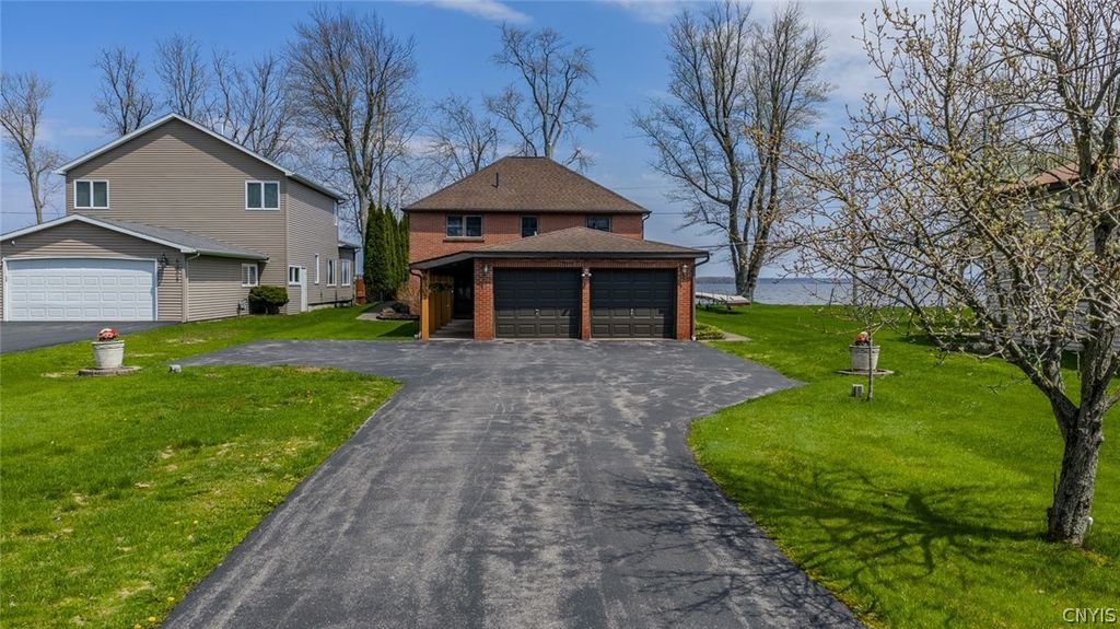 Photo of 6307 Muskrat Bay Road, Cicero, NY 13029 (MLS # S1677255)