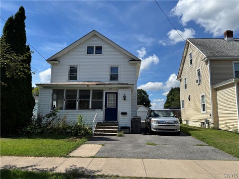 Photo of 805 Croton Street, Rome, NY 13440 (MLS # S1712329)