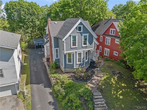 Photo of 936 Bellevue Avenue, Syracuse, NY 13204 (MLS # S1679852)