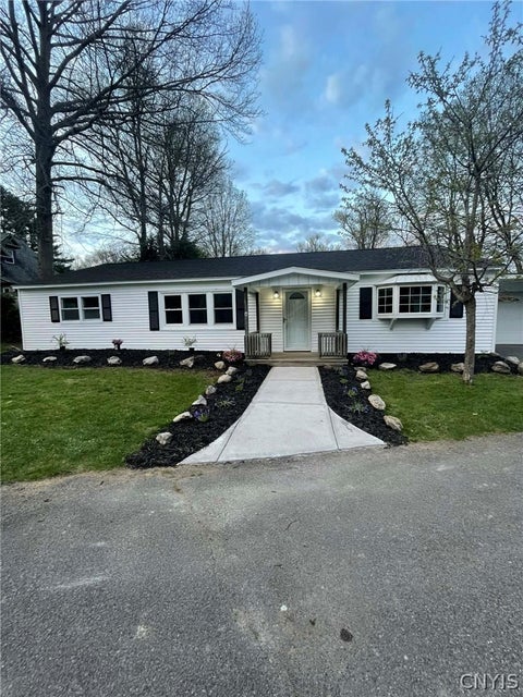 Homes For Sale - 702 Jervis Avenue<br/> Oneida County, Rome, NY 13440