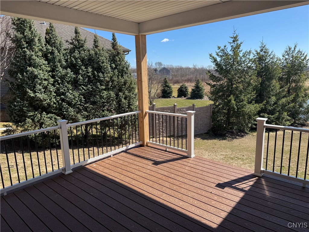 6998 Jersey Path Path, Cicero, New York image 30