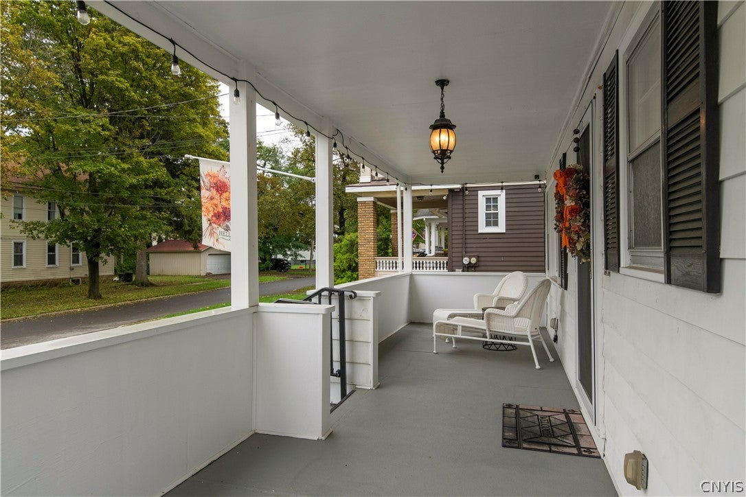 18 Van Vorst Street