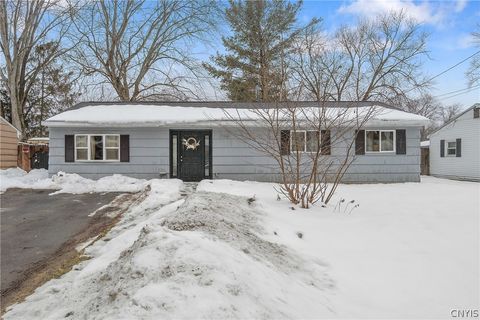 7941 Areopagitica Avenue Bridgeport NY 13030