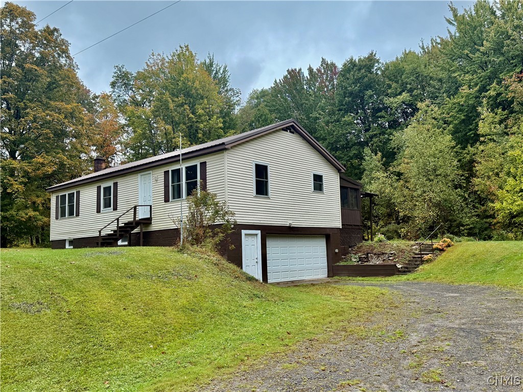 415 North Hillsboro Road