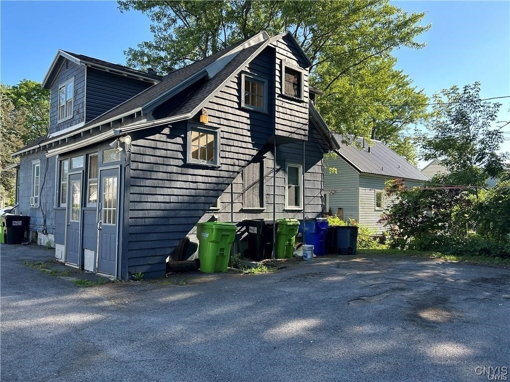 106 Garden City Drive