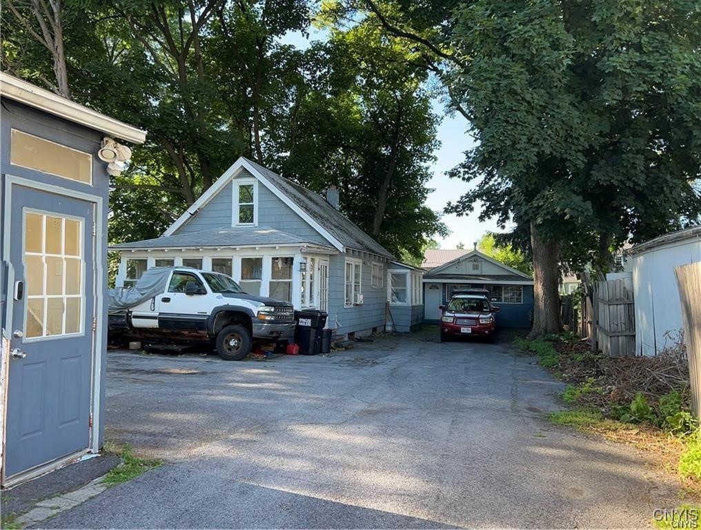 106 Garden City Drive