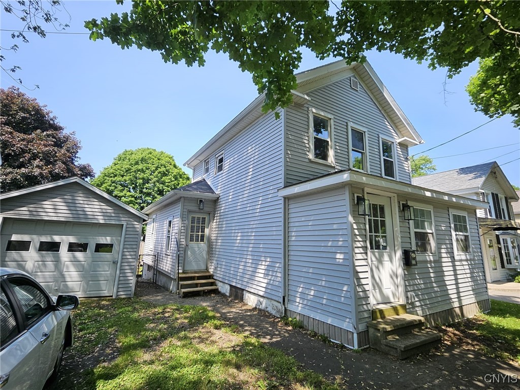 226 E 2nd Street