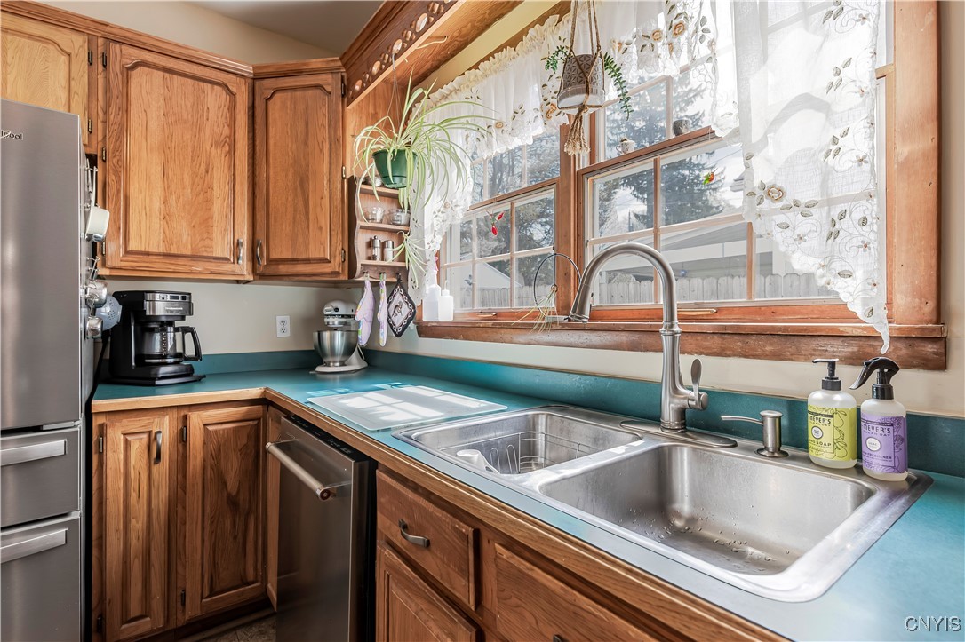 117 Proctor Boulevard, Utica, New York image 28