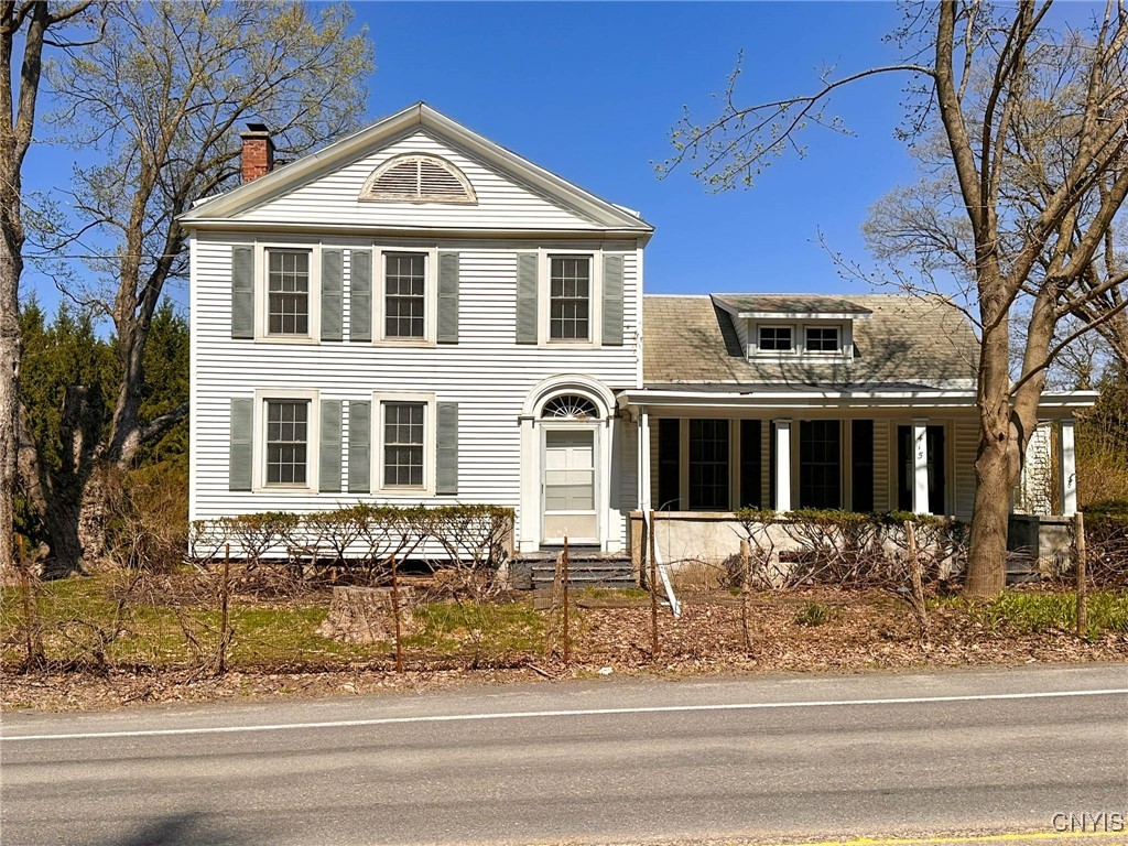 415 Higby Road, New Hartford, New York image 1