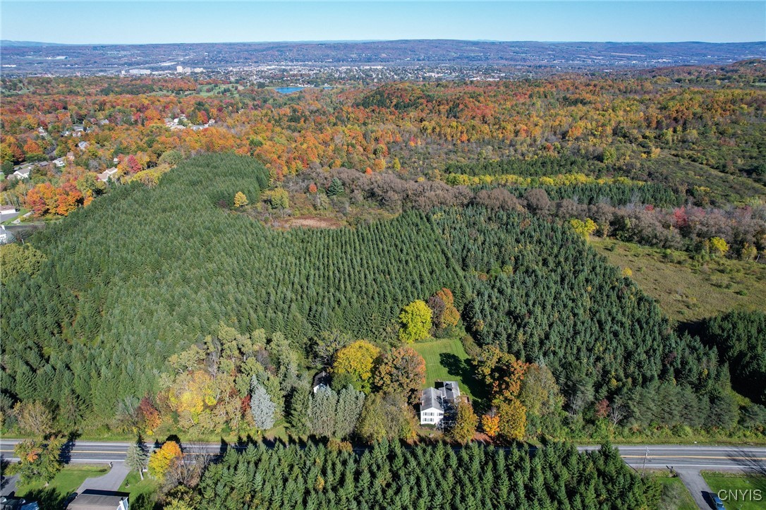 415 Higby Road, New Hartford, New York image 34
