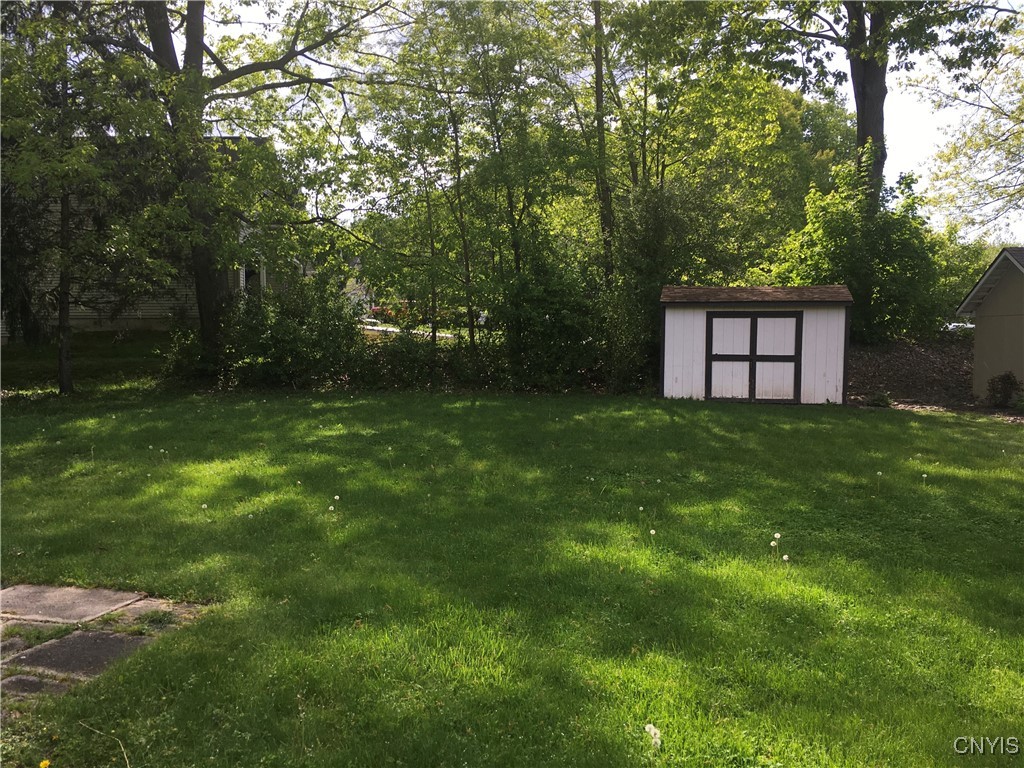 7653 Windsor Drive, Clay, New York image 34