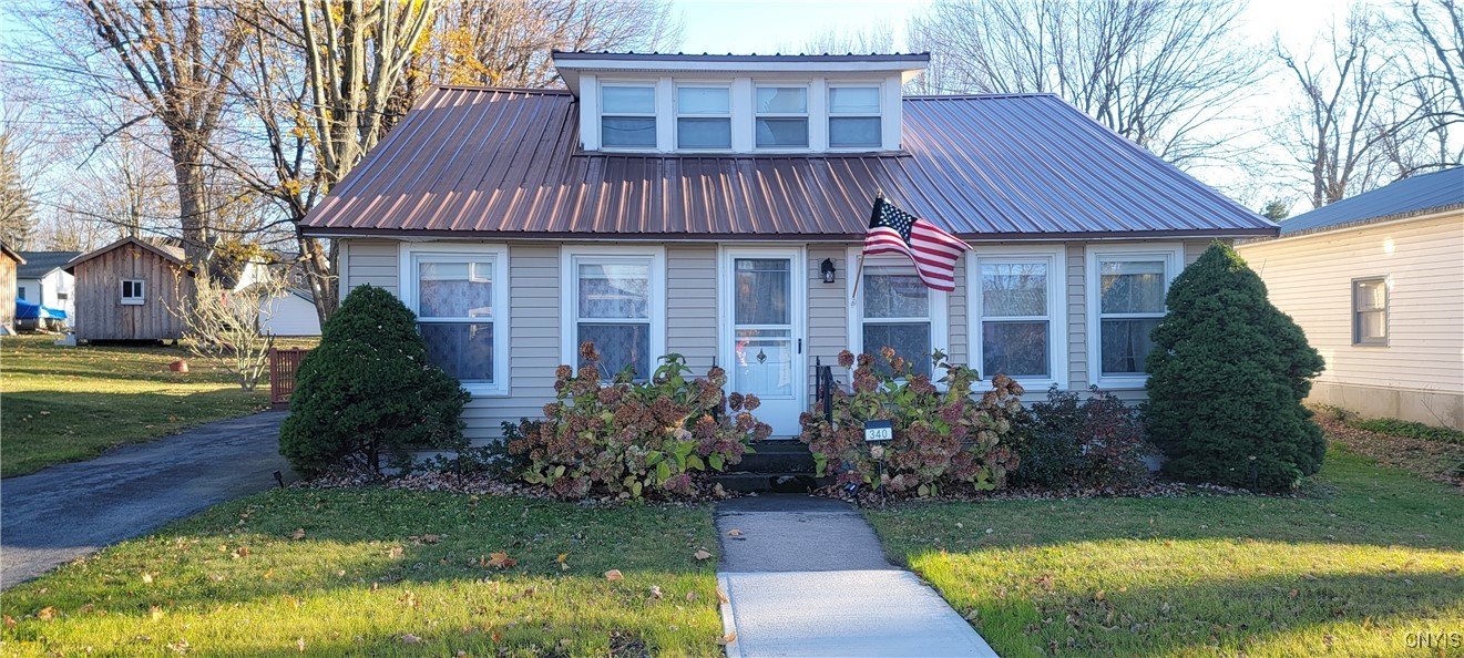 340 E Joseph Street, Cape Vincent, New York image 1