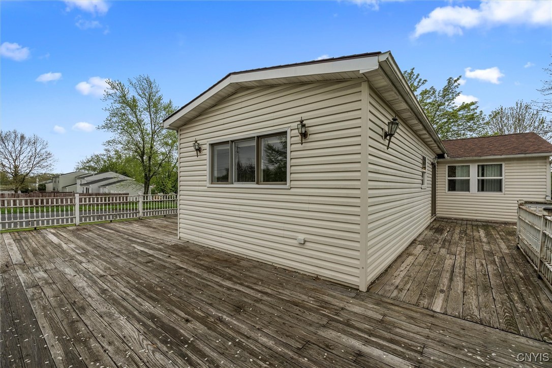 7700 Fitzpatrick Drive, Clay, New York image 8
