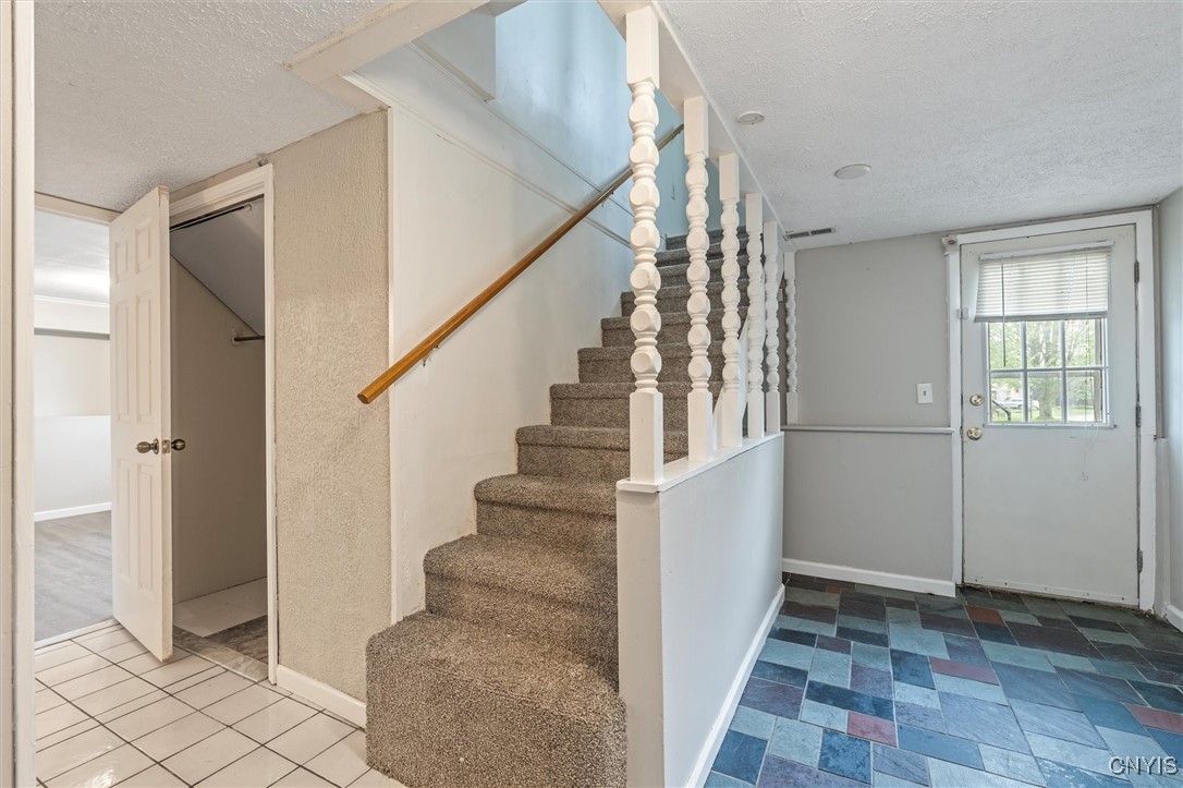 7700 Fitzpatrick Drive, Clay, New York image 42