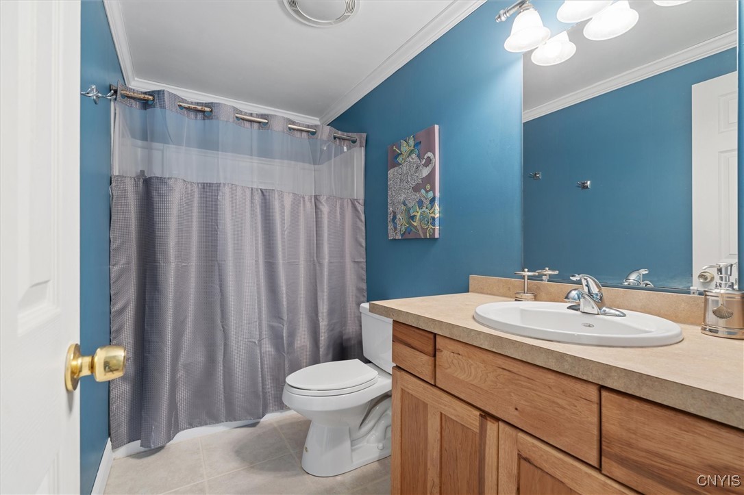 4074 Sesame Path, Clay, New York image 36