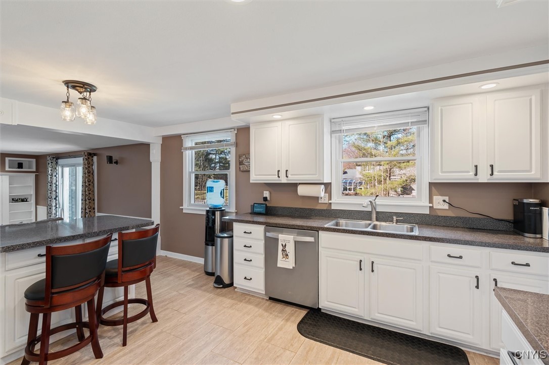 4074 Sesame Path, Clay, New York image 16