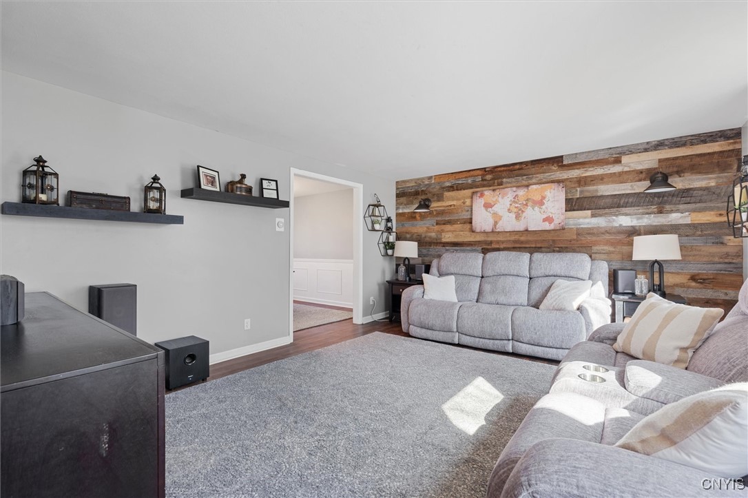 4074 Sesame Path, Clay, New York image 10