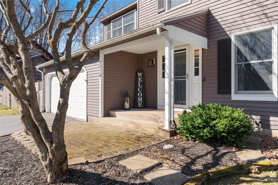 4074 Sesame Path, Clay, New York image 5