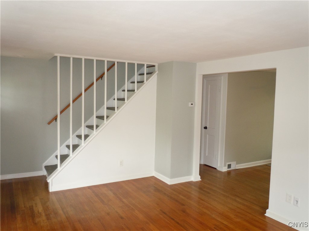 312 Cleveland Boulevard, Manlius, New York image 2