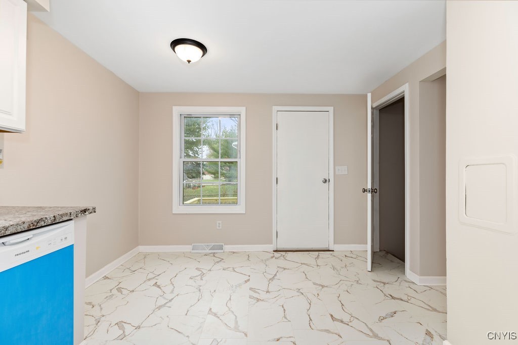 4257 Gemini Path Path, Clay, New York image 7