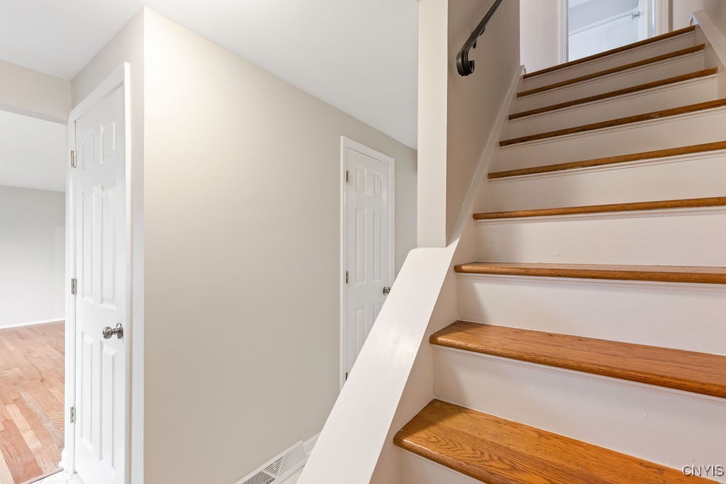 4257 Gemini Path Path, Clay, New York image 19