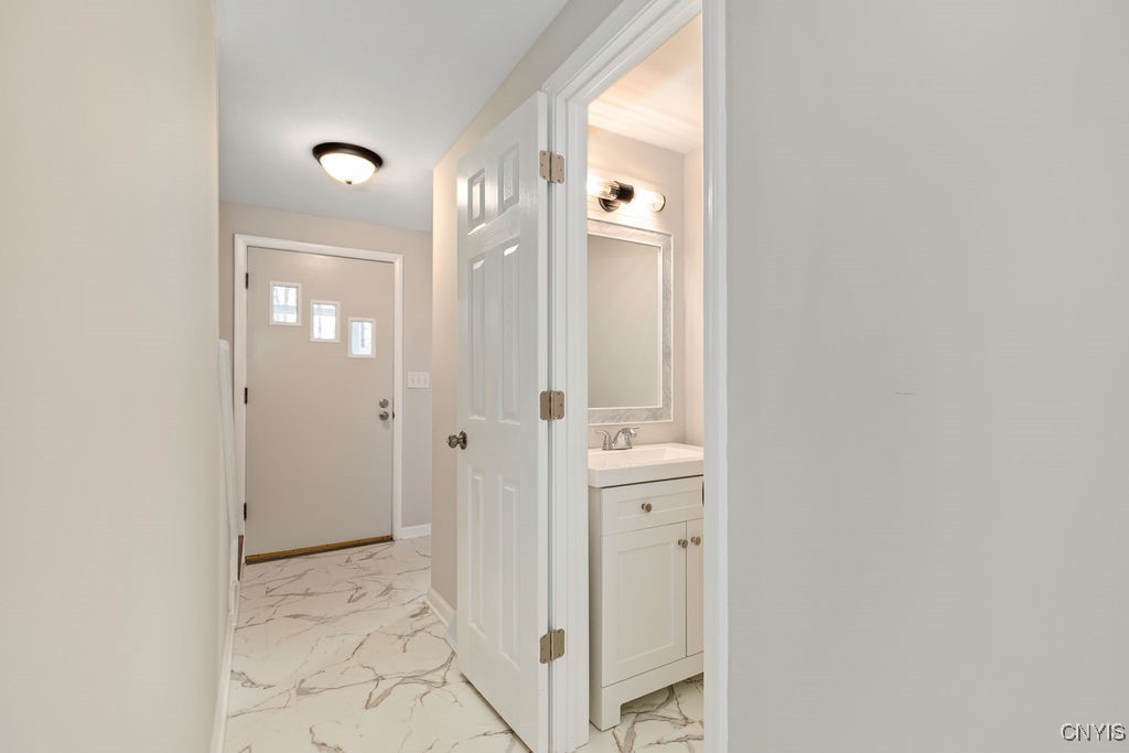 4257 Gemini Path Path, Clay, New York image 16