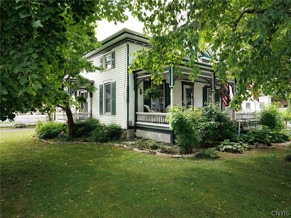 303 Mullin Street