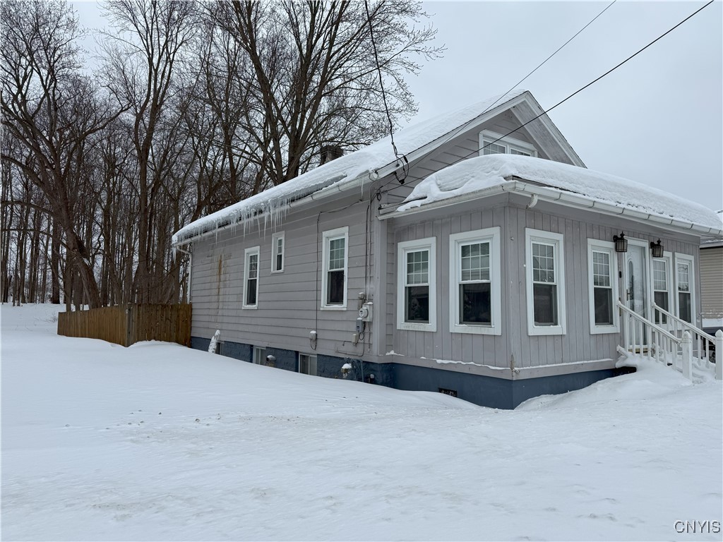 450 Coventry Avenue, Utica, New York image 34