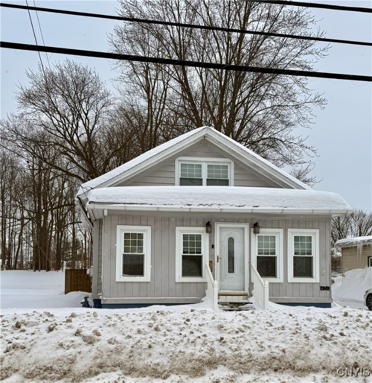 450 Coventry Avenue, Utica, New York image 2