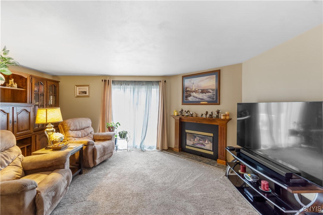 105 Tuller Road, Cicero, New York image 10