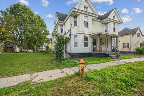 Apartment For Rent - 217 Grand Avenue #1<br/> Syracuse, NY 13204