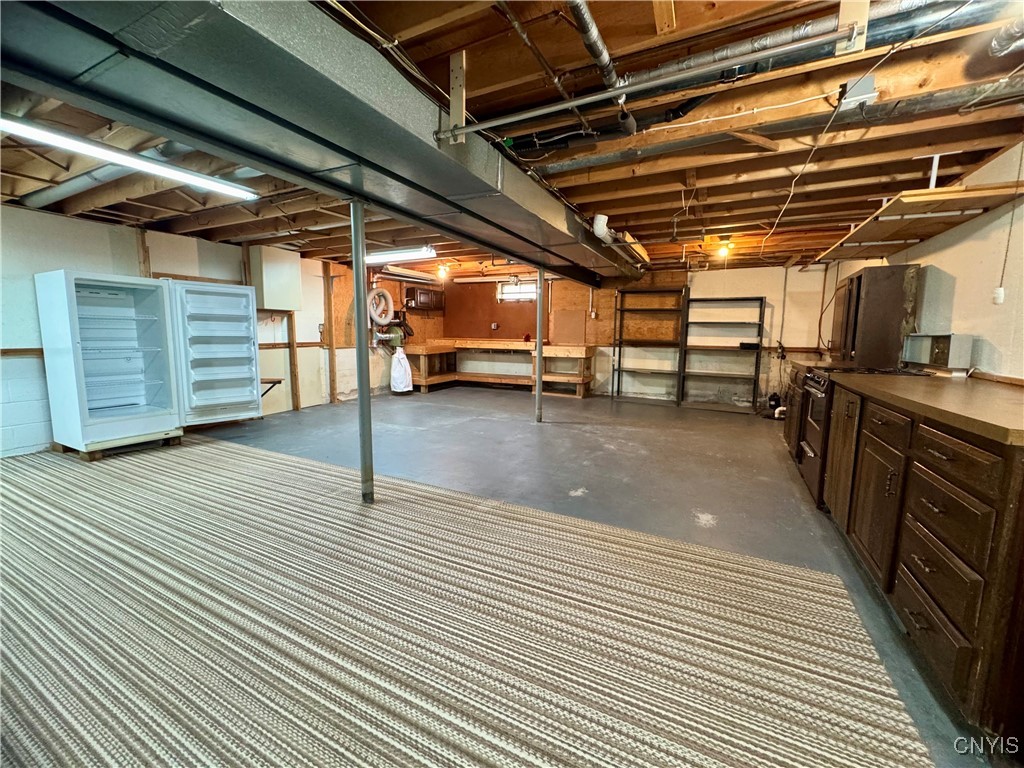 4969 Look Kinney Circle, Clay, New York image 32