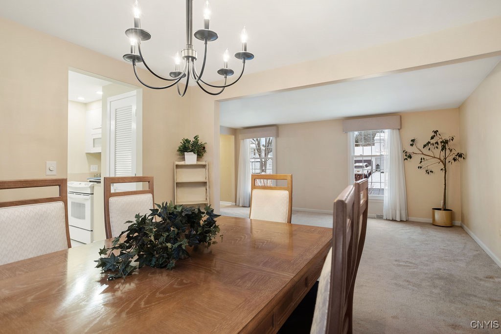 4969 Look Kinney Circle, Clay, New York image 17
