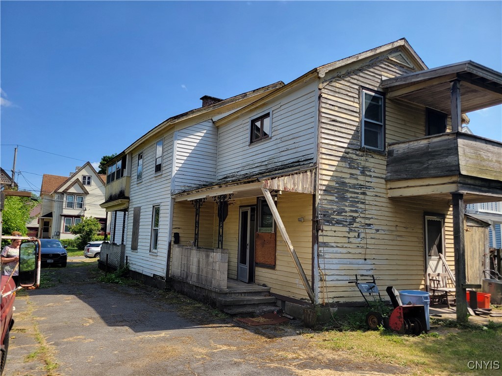 1146 Brinckerhoff Avenue