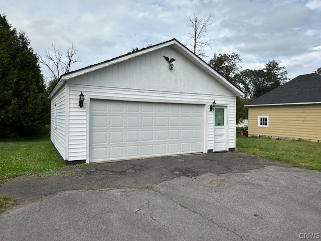 740 w liberty