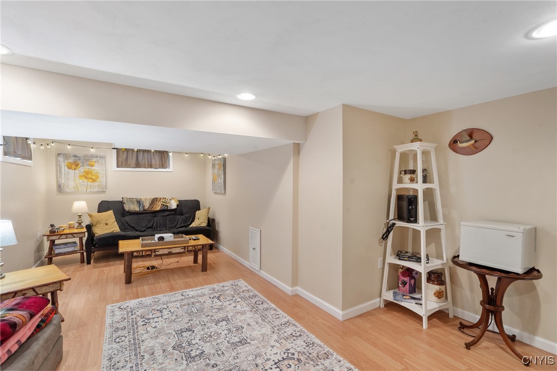 111 Patricia Lane, Cicero, New York image 33