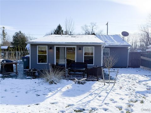 Tiny photo for 203 Elmbrook Drive, Manlius, NY 13104 (MLS # S1655341)