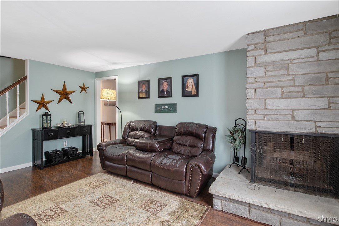 115 Gordon Pkwy Pkwy, Camillus, New York image 5