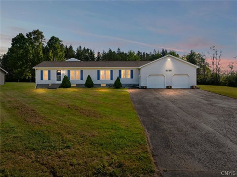 Homes For Sale - 6208 Eureka Road<br/> Oneida County, Westmoreland, NY 13440